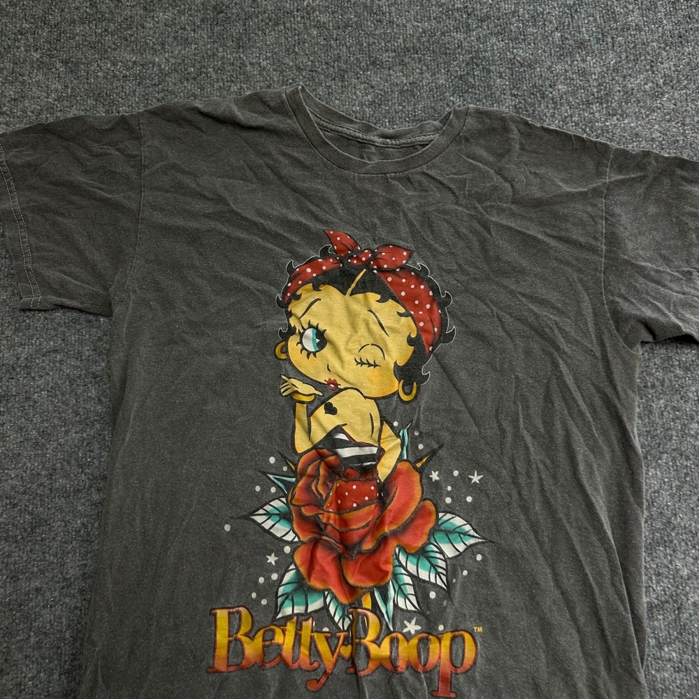 Betty Boop T-Shirt Womens Size M Charcoal Gray Graphic Rose Tattoo Short Sleeve